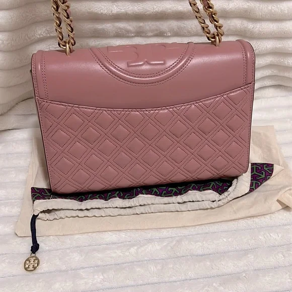 ✨SOLD✨ Tory Burch Fleming Shoulder Bag - Picture 4 of 13